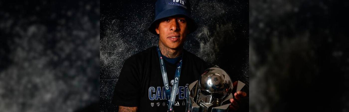 Sebastián Villa, futbolista antioqueño. /FOTO: INSTAGRAM @csir.oficial