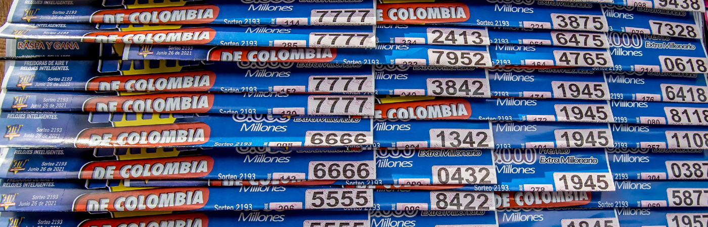 Venta de loterías en Medellín. /FOTO: ARCHIVO