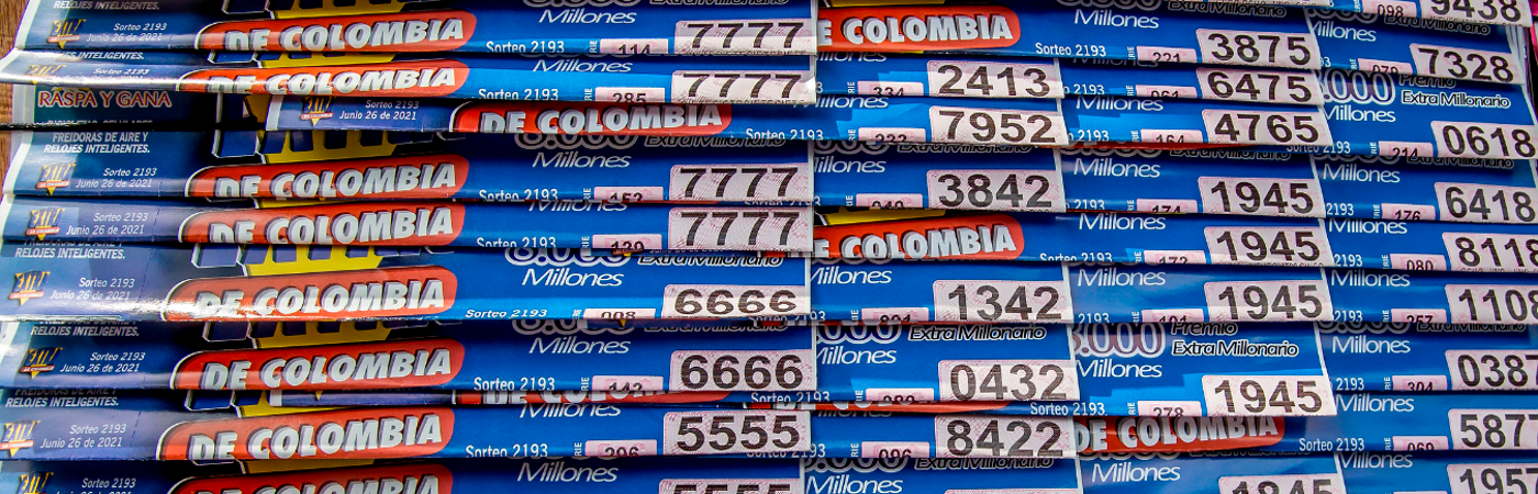 Venta de loterías en Medellín. /FOTO: ARCHIVO