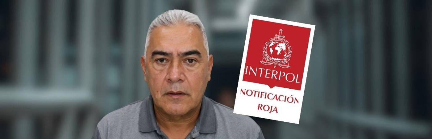 La circular permite que Diego Marín Buitrago, alias Papá Pitufo, sea buscado en 196 países. FOTOS: CANVA (FONDO), COLPRENSA Y X @DIJINPOLICIA