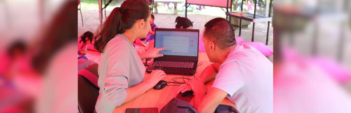 Comfama tiene vacantes disponibles en la plataforma de Magneto para diferentes cargos, sectores y ubicaciones. Si le interesa conocerlas ingrese a Q’hubo Empleos. / FOTO: CORTESÍA COMFAMA