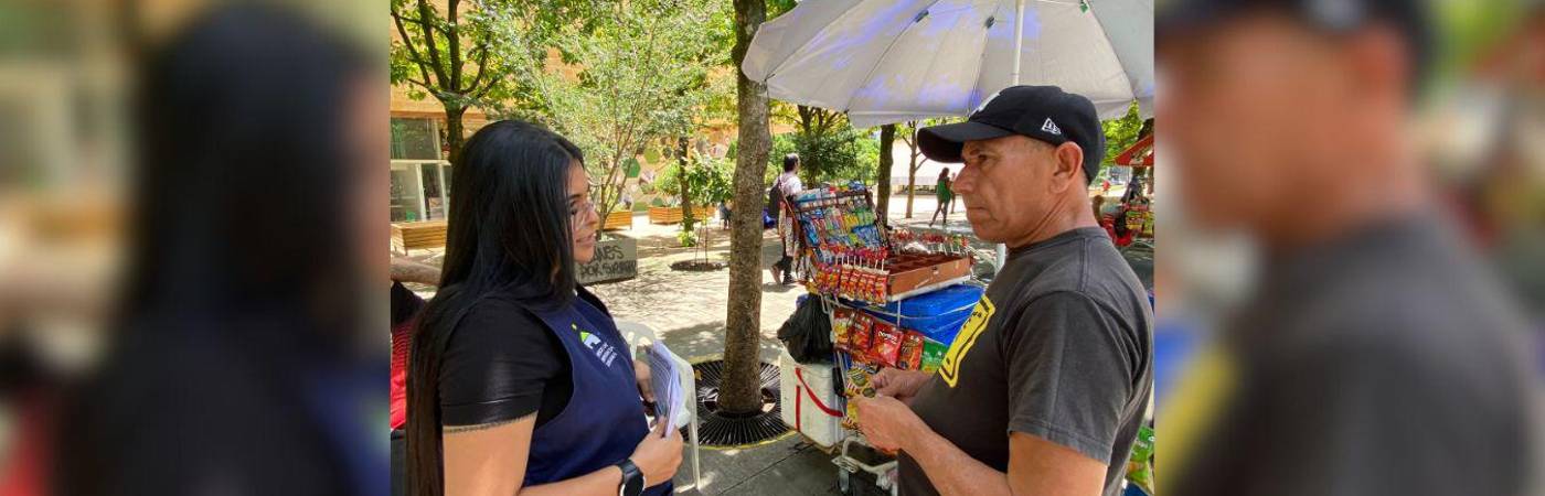 Esta Feria es una buena oportunidad para que los comerciantes informales fortalezcan sus negocios. / FOTO: CORTESÍA ALCALDÍA DE MEDELLÍN