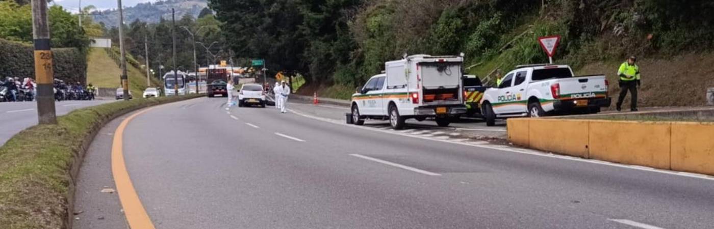 Accidente en la autopista Medellín-Bogotá. FOTO: CORTESÍA