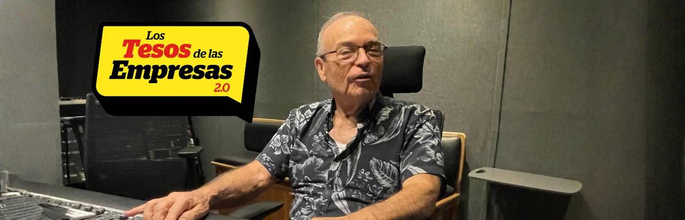 Muriel ahora se siente más cómodo por fuera de los micrófonos, en la consola, donde reitera su amor por la música. FOTOS: JAIDER ESCOBAR