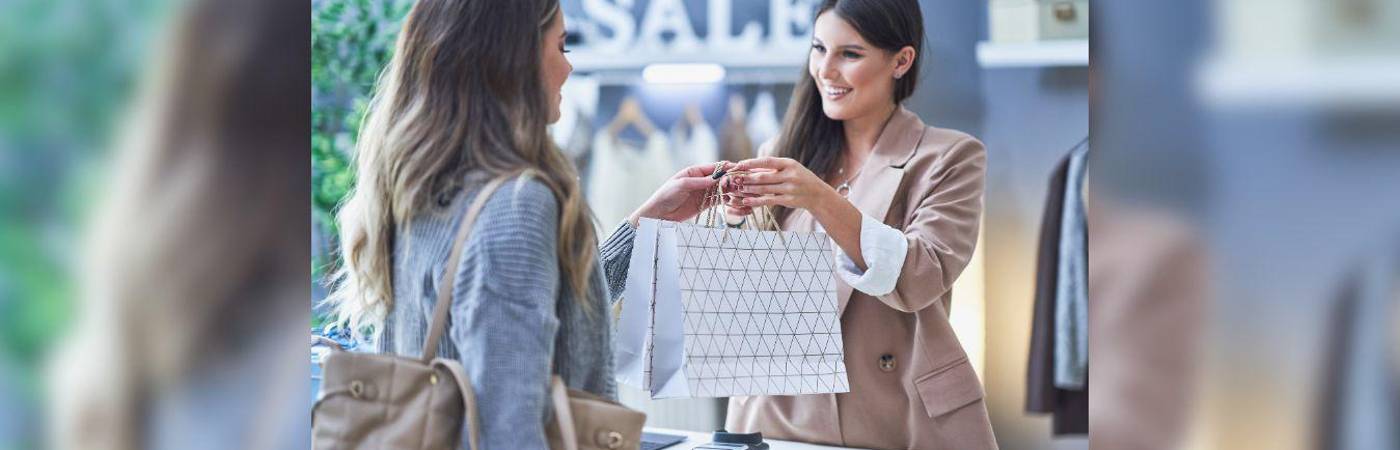 Vacantes para vendedores hay disponibles en los municipios del Valle de Aburrá, revíselas y postúlese. / FOTO: CANVA