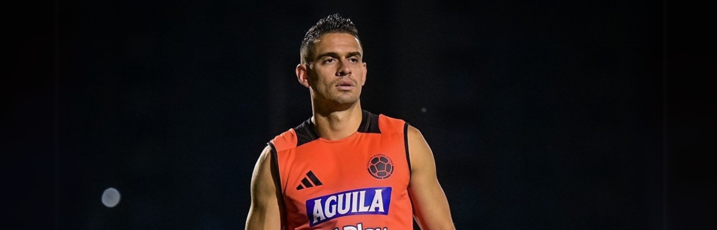 Baja sensible en la Tricolor: Santos Borré, por fuera y Luis Suárez toma su lugar