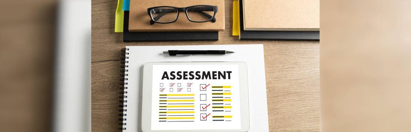 El assessment center es una herramienta valiosa para las organizaciones que buscan reclutar y desarrollar talento de manera efectiva, ofreciendo una visión profunda y precisa del potencial de los candidatos en situaciones laborales reales. / FOTO: CANVA