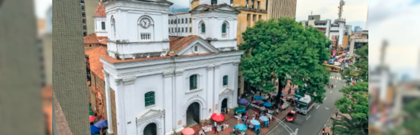 Iglesia de La Candelaria en Medellín. / FOTO: ARCHIVO