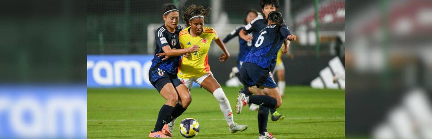 Aunque las colombianas buscaron cómo darle la vuelta al juego, las niponas fueron muy superiores y no lo permitieron. / FOTO: FCF