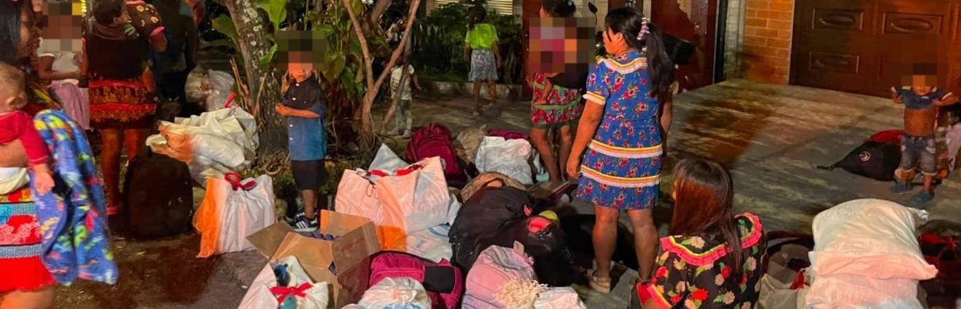 Comunidad Embera Katío desplazada desde Chocó en Medellín. FOTO: ALCALDÍA DE MEDELLÍN