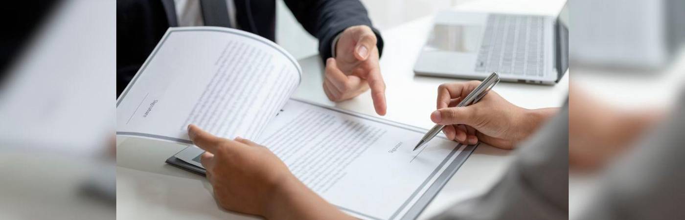 En la reforma laboral que se adelanta actualmente en el Congreso, el contrato a término fijo sería uno de los que tendría modificaciones. / FOTO: CANVA