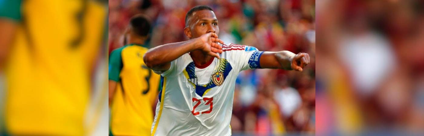 Salomón Rondón, delantero de la Selección de Venezuela. /FOTO: INSTAGRAM @selevinotinto