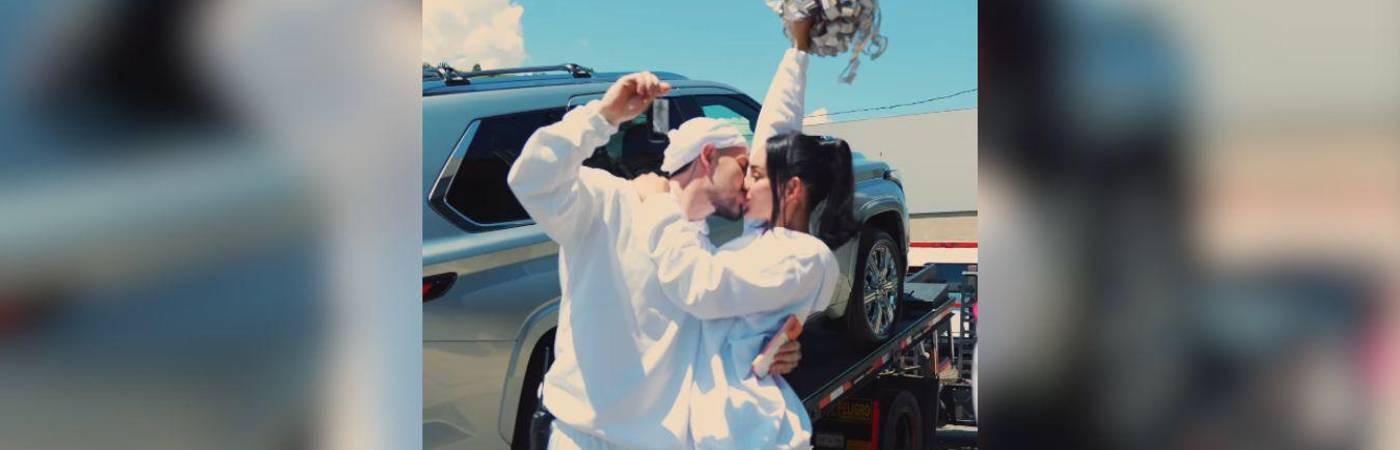 “Nos esperan nuevos sueños, nuevos destinos y más historias juntos”, dijo la barranquillera en una publicación. FOTO: CAPTURA DE VIDEO INSTAGRAM @ANDREAVALDIRISOS