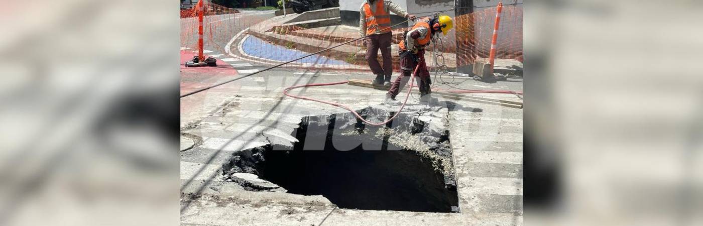 El hundimiento generó afectaciones en la movilidad del sector. FOTO: SINDY VALLE