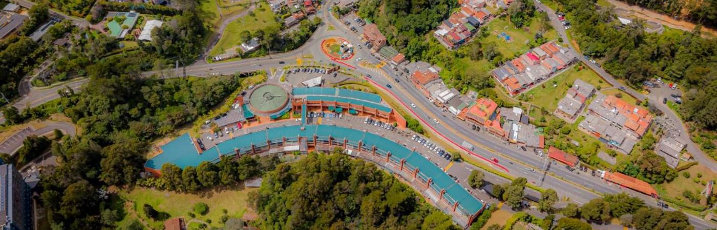 Obras del intercambio vial Alto de Las Palmas. FOTO: GOBERNACIÓN DE ANTIOQUIA