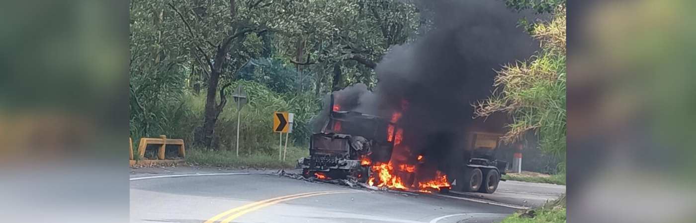 Accidente a la altura de Matasano dejó un motociclista fallecido. /FOTO: X @soydeituango