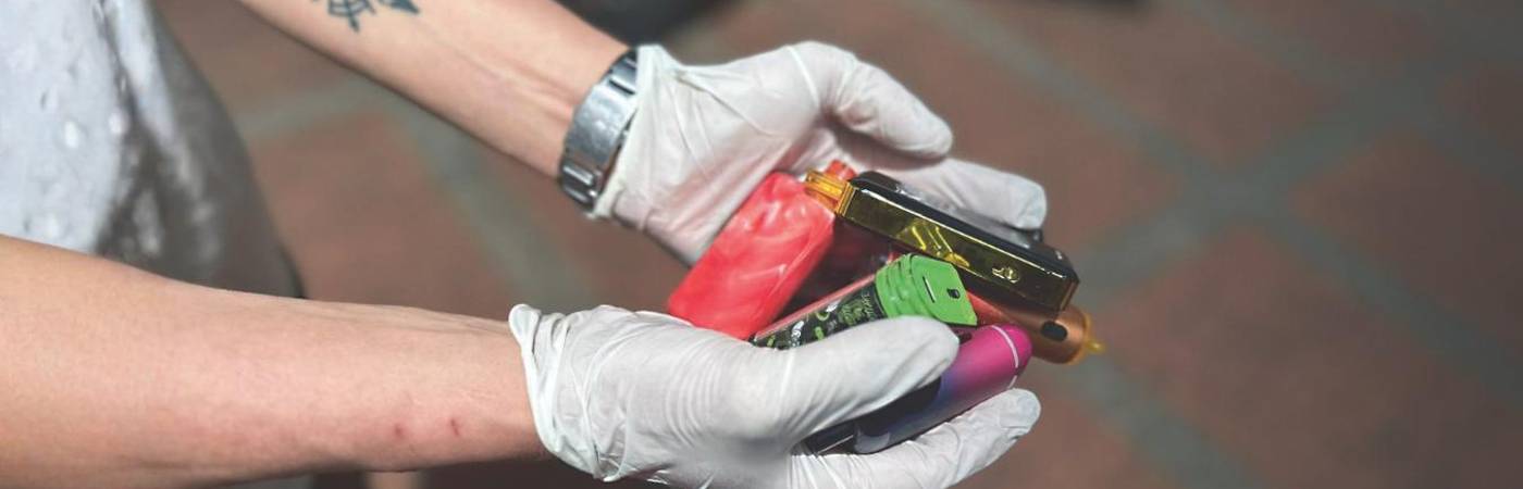 Esta medida busca mostrarles a los jóvenes y adolescentes sobre las graves afecciones que puede generar en la salud, el uso de estos dispositivos electrónicos FOTO: CORTESÍA