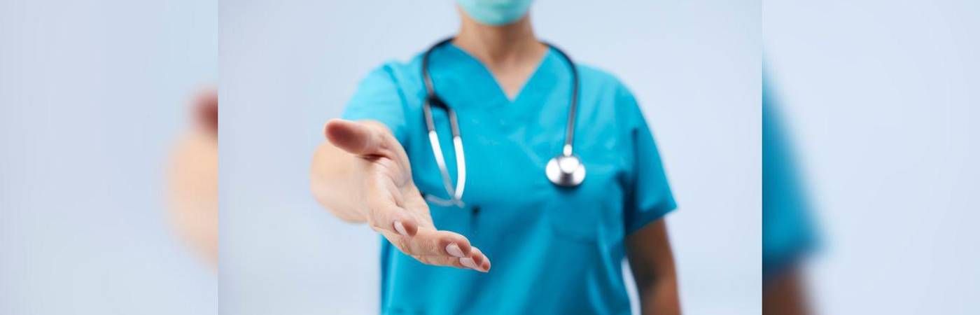 En el sector de la salud hay muchas vacantes disponibles en cargos médicos y administrativos para diferentes clínicas y hospitales. Encuentre, a través de Q’hubo Empleos, las ofertas que tiene este sector en la plataforma Magneto. / FOTO: CANVA