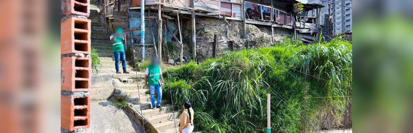 Se revisaron otros tres lotes que tendrían problemas con su documentación legal. FOTO: ALCALDÍA DE MEDELLÍN