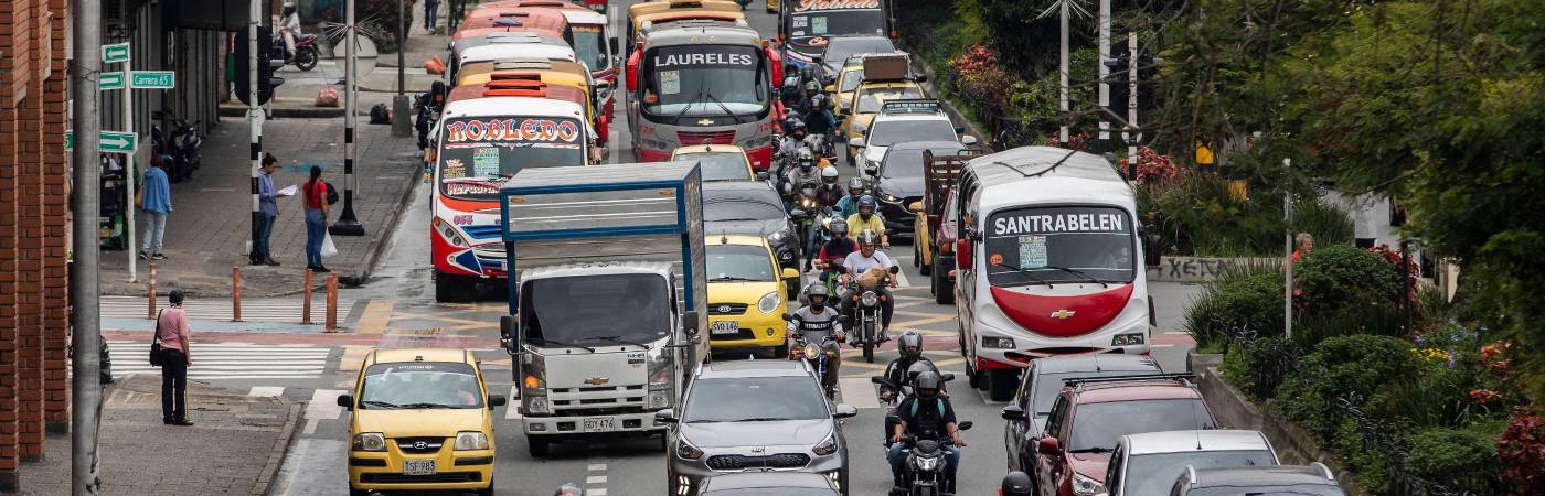 Movilidad en Medellín. FOTO: ARCHIVO - ANDRÉS CAMILO SUÁREZ