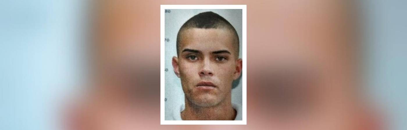 Él era Julián Andrés Candela Zapata, alias el Caleño. La imagen corresponde a su judicialización en 2018. / FOTO: CORTESÍA