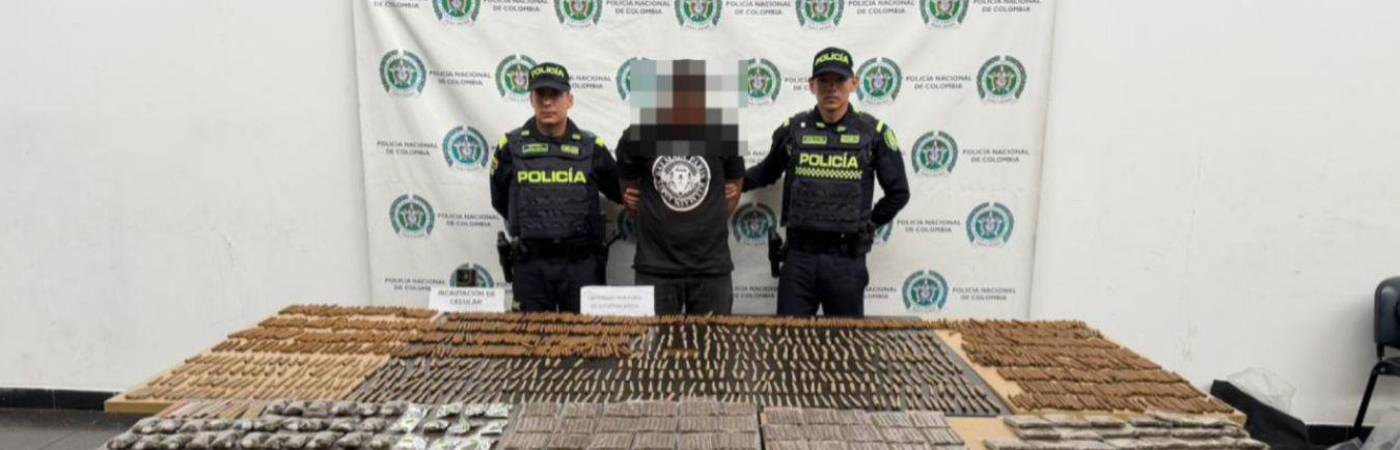 El hombre fue puesto a disposición de las autoridades por el delito de tráfico, fabricación o porte de estupefacientes. FOTO: ALCALDÍA DE MEDELLÍN