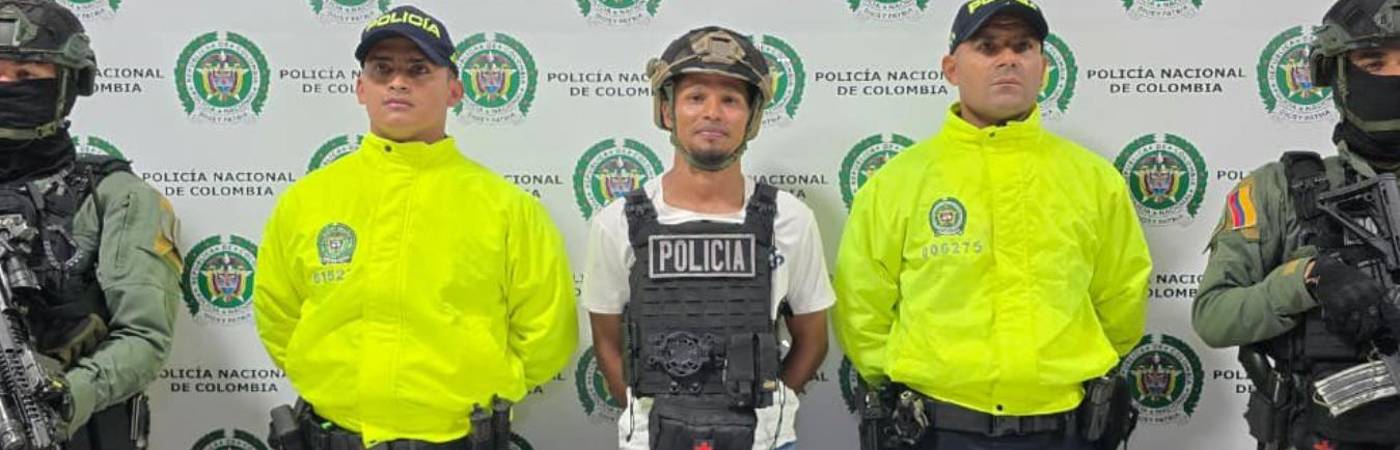 Autoridades lograron la captura de alias Chuzo, uno de los integrante del cartel de los más buscados de la Operación Cazador Antioquia. FOTO: MINISTERIO DE DEFENSA DE COLOMBIA