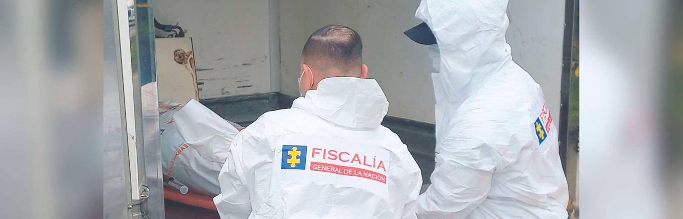 El cuerpo fue enviado a Medicina Legal para determinar su plena identidad. /FOTO: ARCHIVO