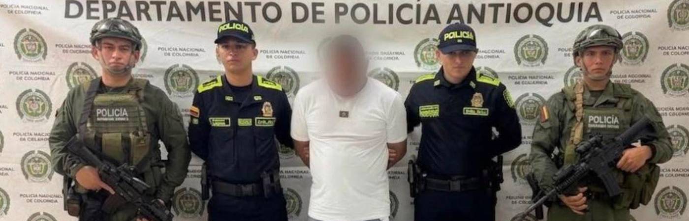 Durante la captura fueron incautados tres teléfonos que las autoridades analizarán dentro de la investigación. FOTO: X @DIJINPOLICIA
