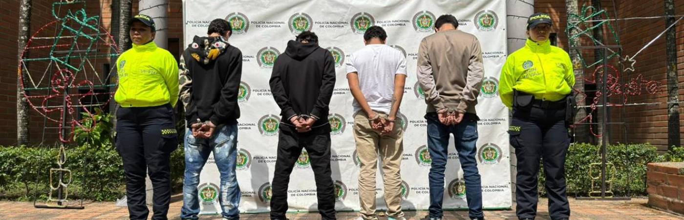 Capturados por hurto de motos. FOTO: CORTESÍA POLICÍA METROPOLITANA