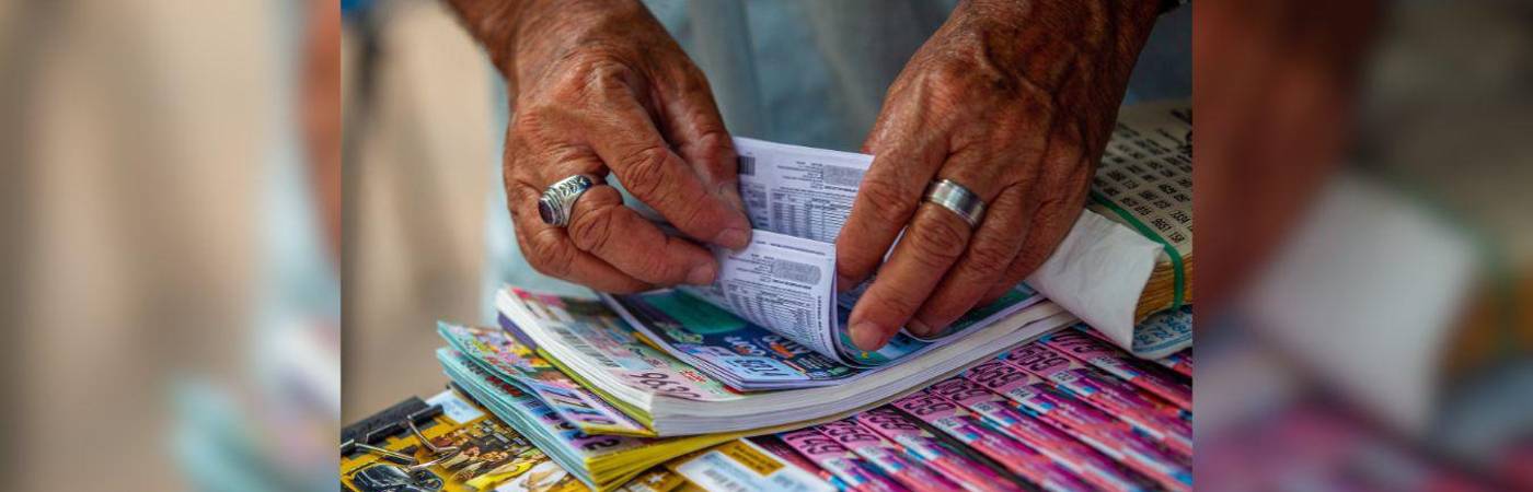Loterías y chances en Medellín. / FOTO: ARCHIVO – CAMILO SUÁREZ