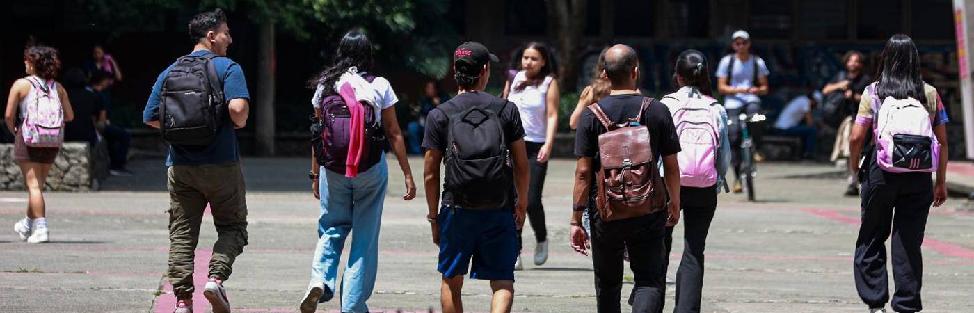 Estudiantes universitarios. FOTO: MANUEL SALDARRIAGA