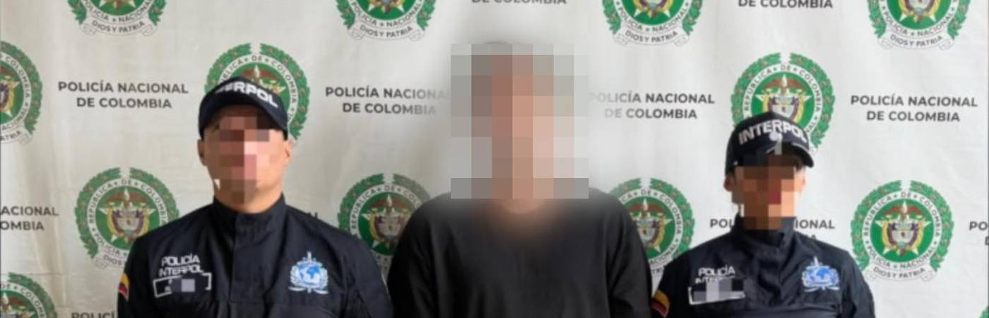 El hombre habría sido el encargado de crear y liderar la red de fraude que se apropió de más de un millón de dólares. FOTO: CORTESÍA POLICÍA NACIONAL
