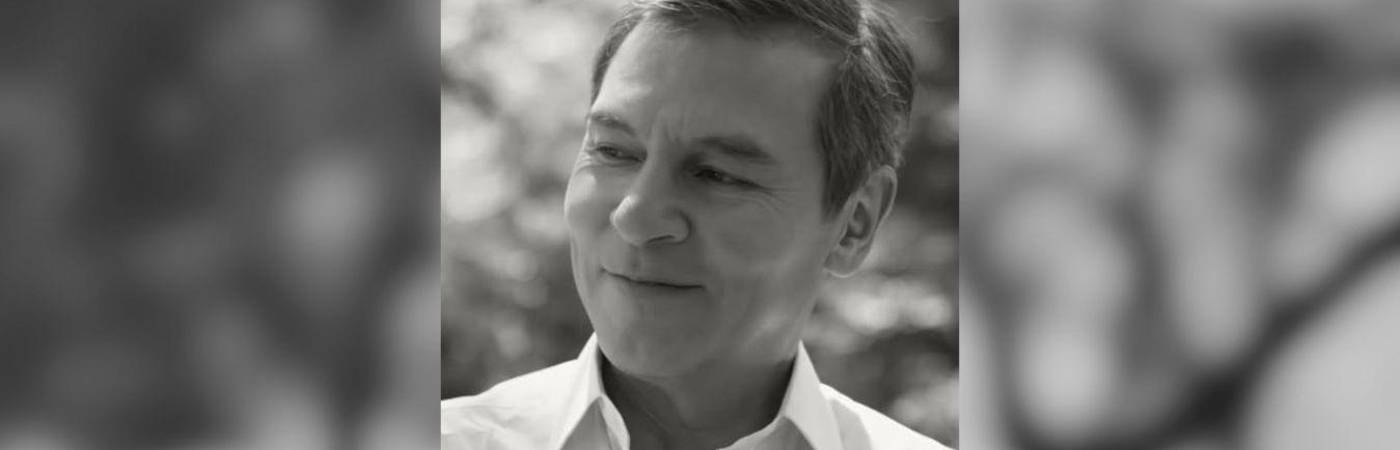 Su inconfundible voz hizo parte de documentales, series y películas animadas. FOTO: FACEBOOK PREMIOS INDIA CATALINA