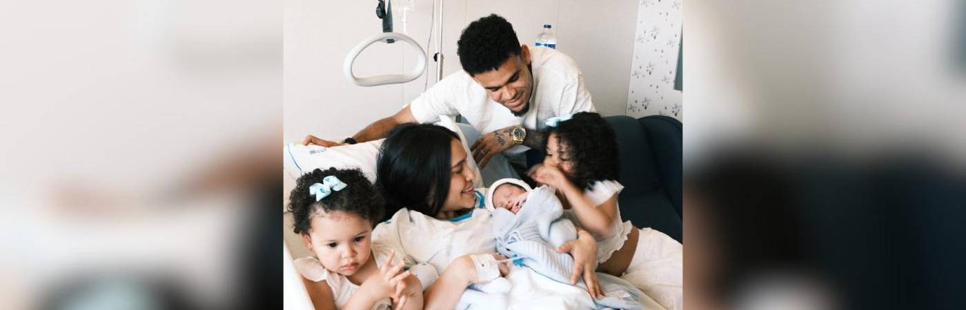 Luis Díaz y su familia disfrutando del nacimiento de Fernando Díaz ponce. FOTO TOMADA DE INSTAGRAM LUISDIAZ19_