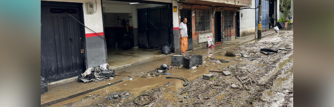 EN IMÁGENES: Creciente del río Medellín hizo estragos en Copacabana