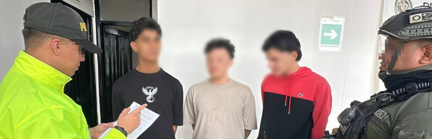 Serían integrantes de la banda La Terraza, responsables de homicidios y coordinación del tráfico de estupefacientes en el Oriente antioqueño. / FOTO: POLICÍA ANTIOQUIA