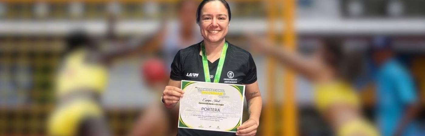 ¡Qué tesa! Luisa Pineda es bombera, deportista y paramédico 