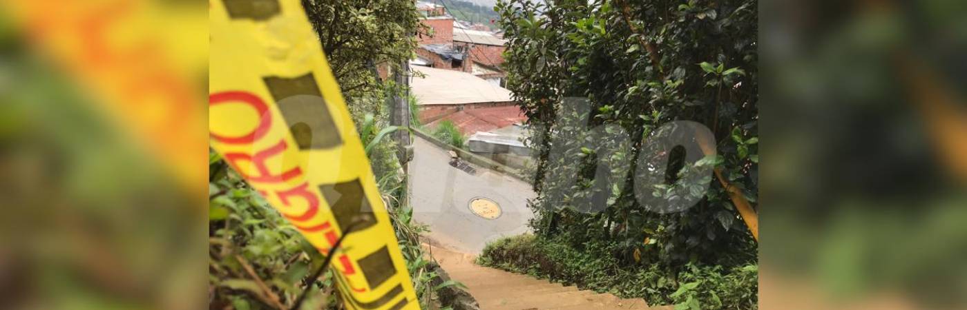 En estas escalas se desplomó Alexander Navales en Manrique. FOTO: LAURA ROSA JIMÉNEZ 