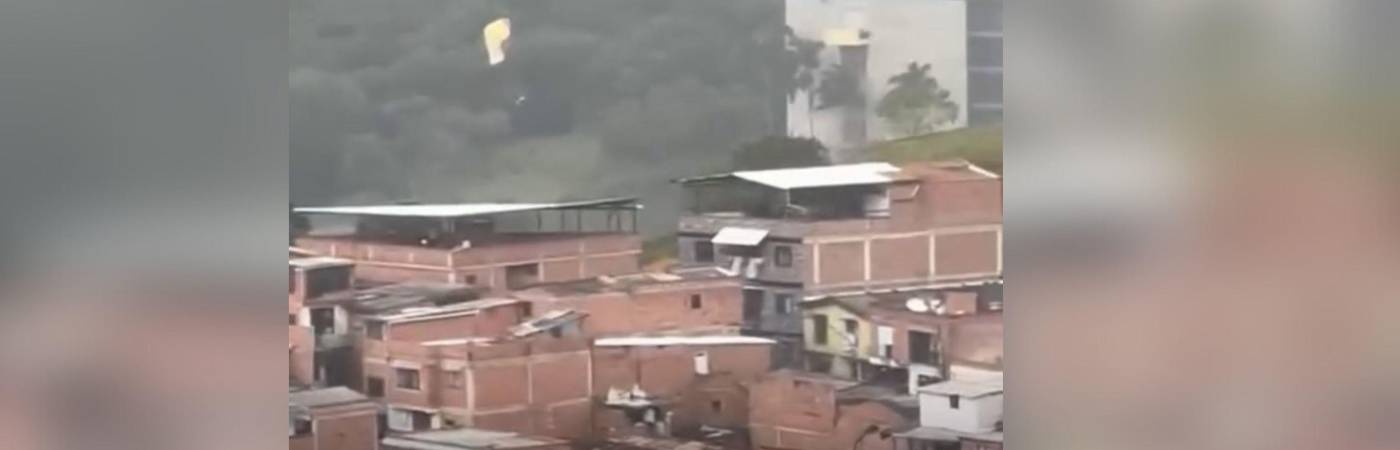 Accidente con parapentes en Bello. FOTO: REDES SOCIALES