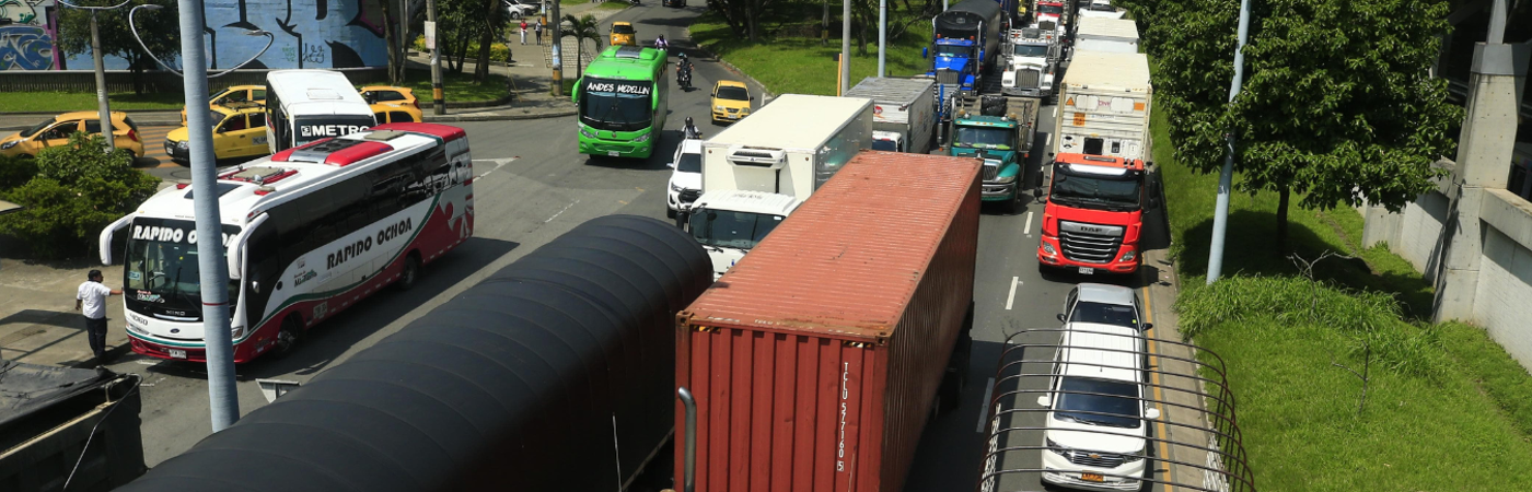 Movilidad en Medellín./FOTO: CAMILO SUÁREZ