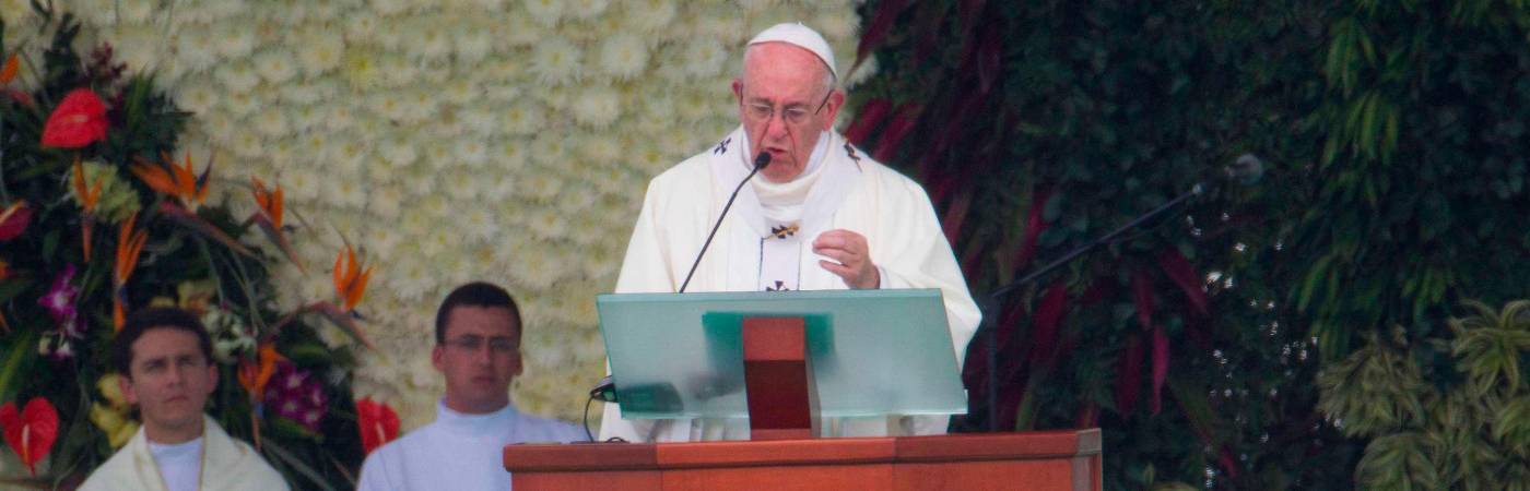 El papa Francisco celebrando una misa en Medellín. /FOTO: MANUEL SALDARRIAGA QUINTERO