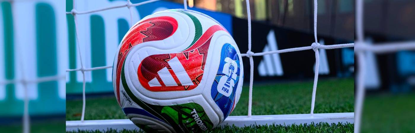 El diseño se inspira en los tres países coanfitriones del torneo: Canadá, México y Estados Unidos. /FOTO: FIFA