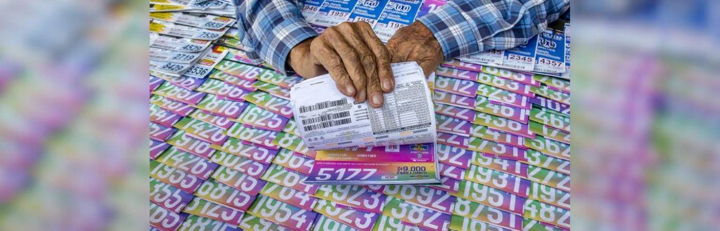 Loterías y chances en Medellín. FOTO: ARCHIVO - JUAN ANTONIO SÁNCHEZ