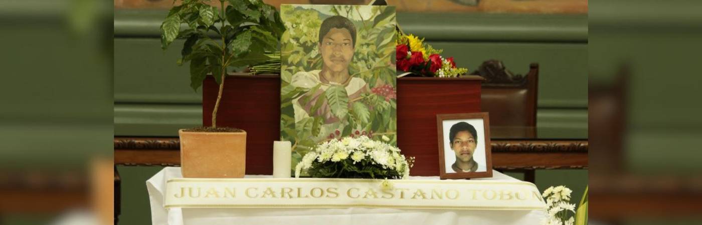 Entrega digna de Juan Carlos a sus familiares. FOTO: ANDRÉS CASTILLO - CORPORACIÓN JURÍDICA LIBERTAD