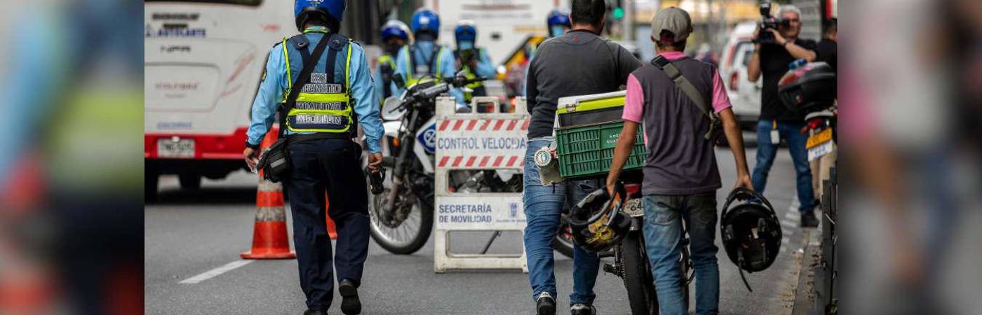 Pico y placa en Medellín. FOTO: JULIO CÉSAR HERRERA