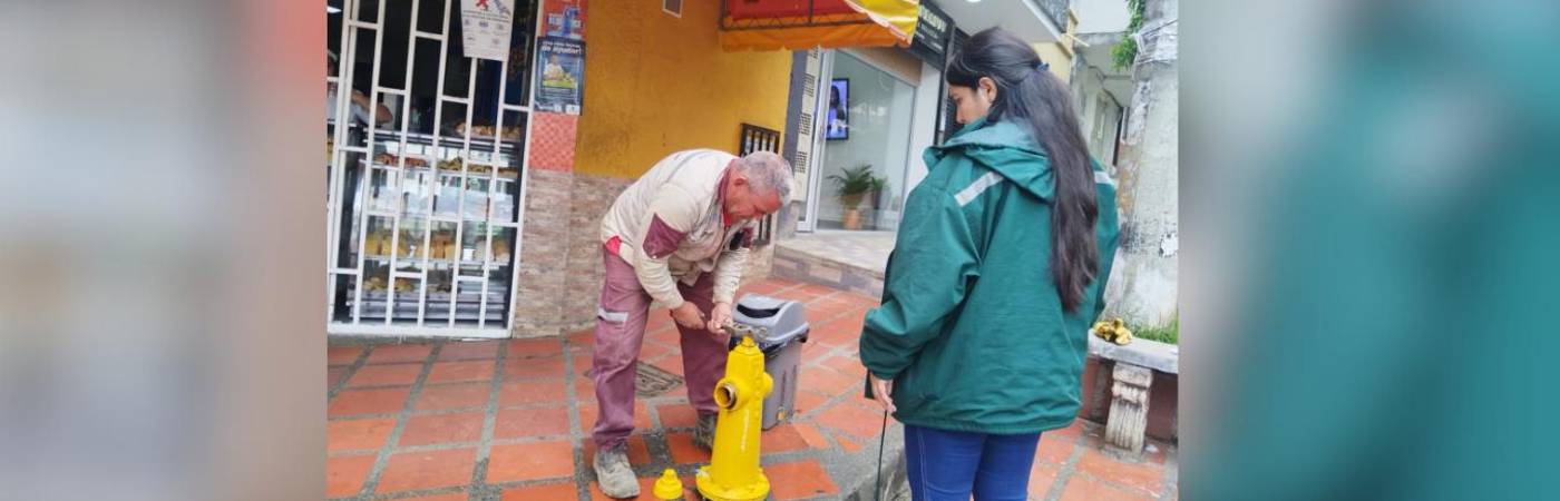 Son 20 los hidrantes habilitados para entregar agua a las zonas afectadas. /FOTO: CORTESÍA EPM