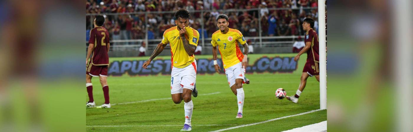 Luis Suárez anotó 4 de los 6 goles. /FOTO: FCF