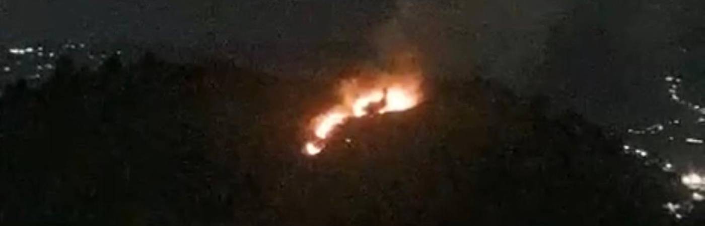 Las llamas podían observarse desde varias zonas de la ciudad. FOTO: CORTESÍA 