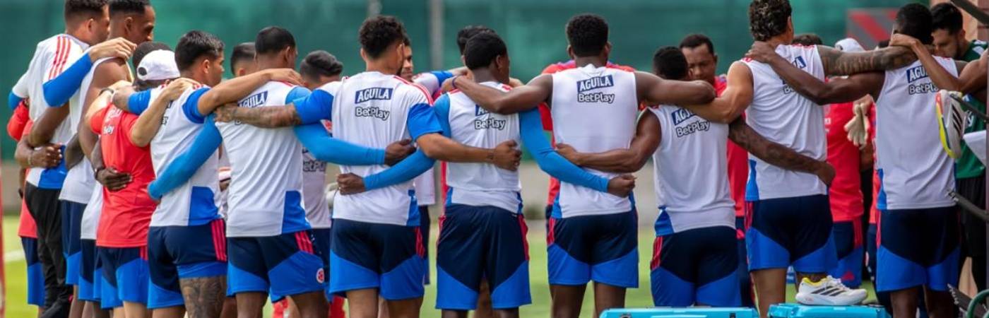 Jugadores de la Selección Colombia en su entrenamiento previo al juego ante R.D. Congo. FOTO: JUAN ANTONIO SÁNCHEZ